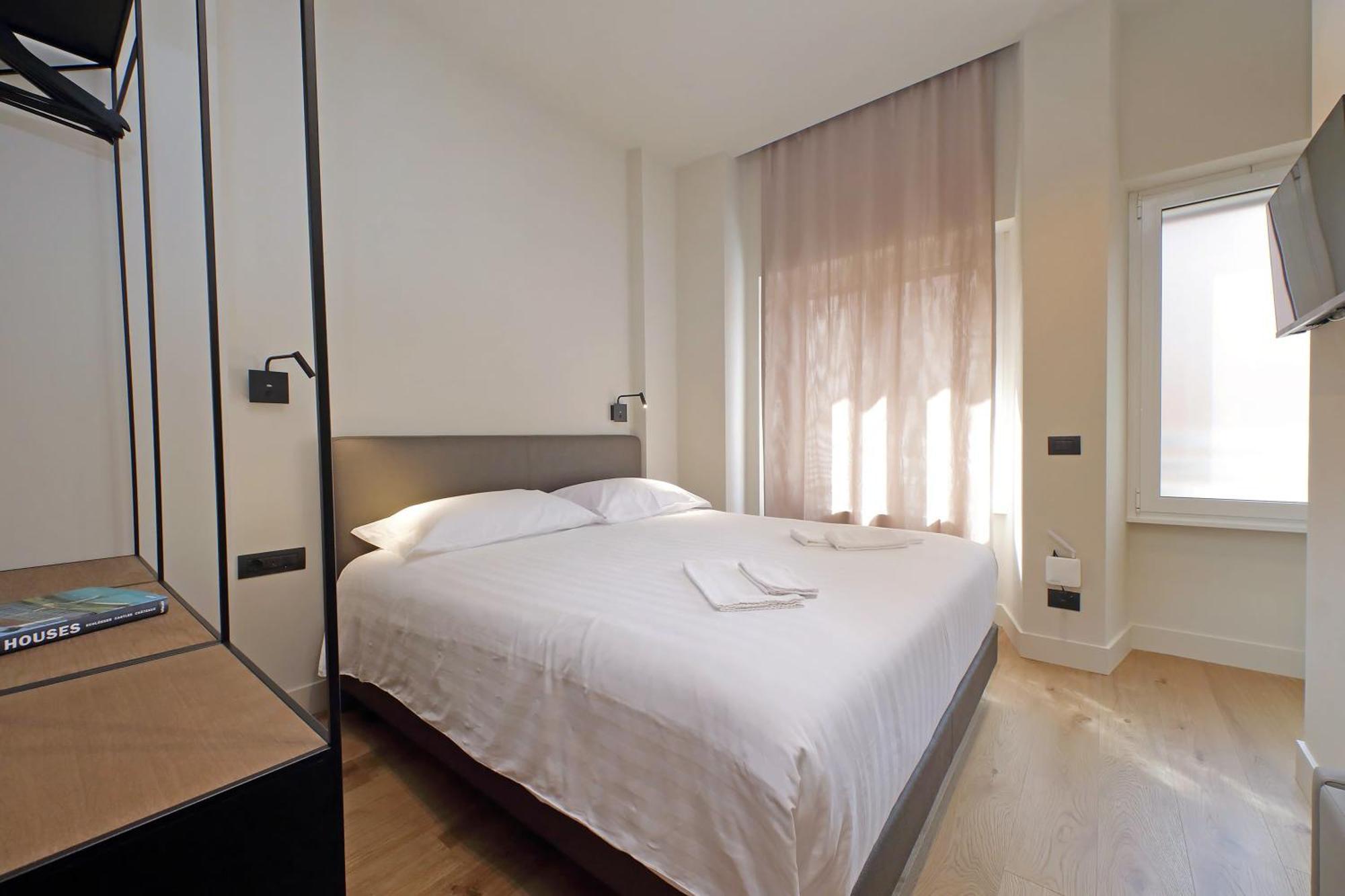 The Place Gallia Rome Extérieur photo